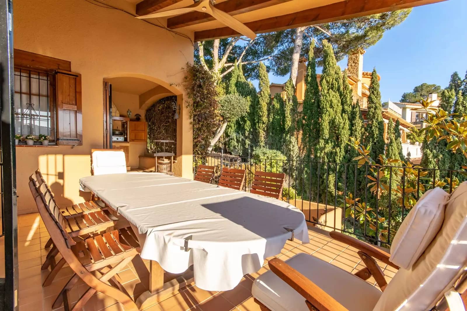 5 makuuhuone Huvila myytävänä paikassa Tamariu mukana uima-altaan 
autotalli - 1 200 000 € (Ref: 8880635)