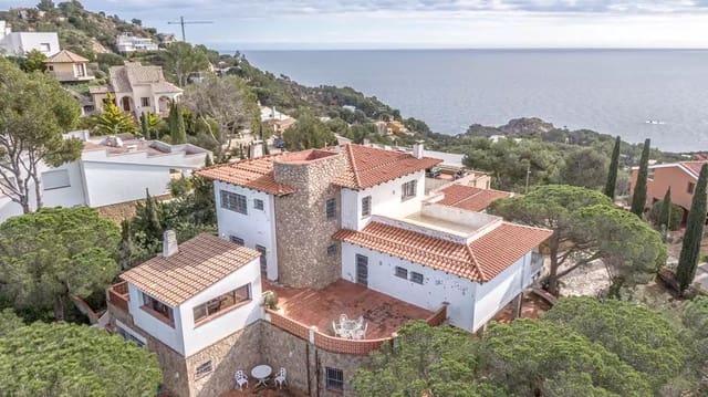 6 sovrum Villa till salu i Begur med pool garage - 1 695 000 € (Ref: 8880637)