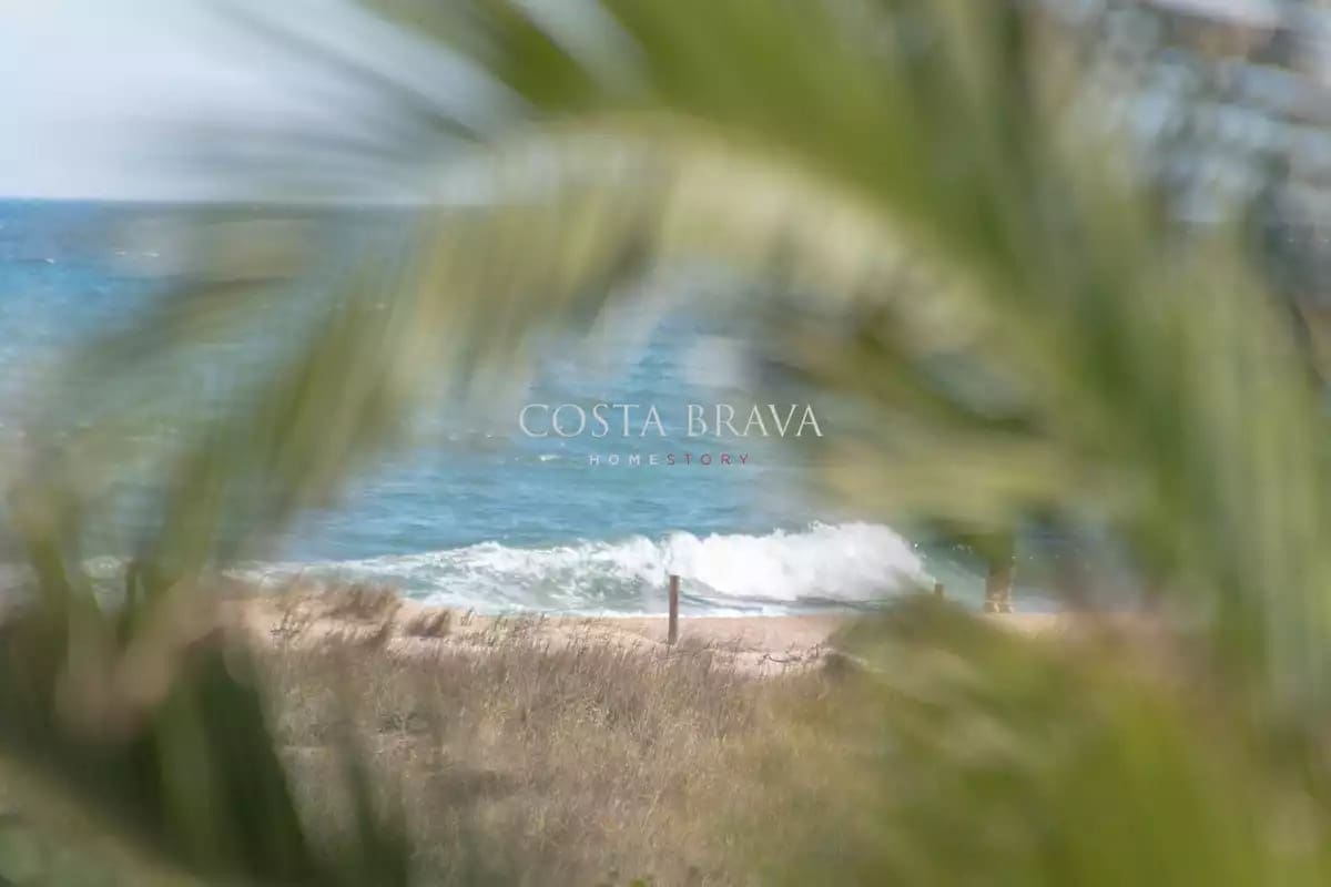 3 soveværelse Rækkehus til salg i Torroella de Montgri med garage - € 335.000 (Ref: 8902141)