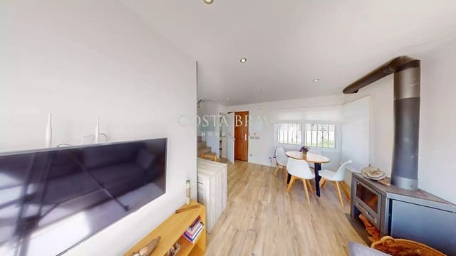 Adosado de 3 habitaciones en Torroella de Montgrí en venta con garaje - 335.000 € (Ref: 8902141)