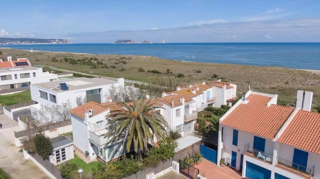Adosado de 3 habitaciones en Torroella de Montgrí en venta con garaje - 335.000 € (Ref: 8902141)