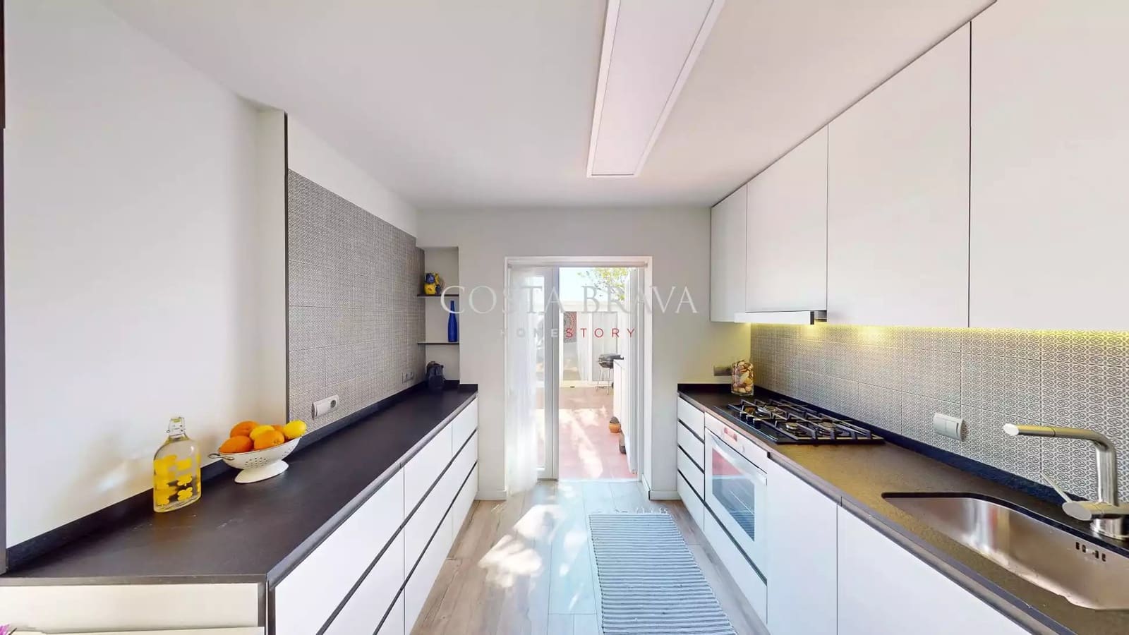 3 bedroom Terraced Villa for sale in Torroella de Montgri with garage - € 335,000 (Ref: 8902141)