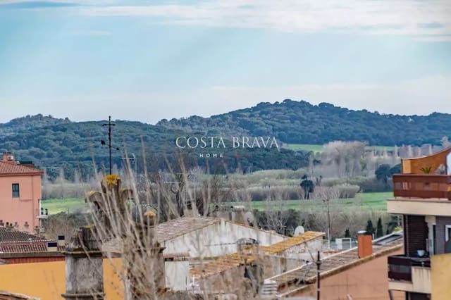 5 quarto Casa em Banda para venda em Palafrugell - 275 000 € (Ref: 8902142)