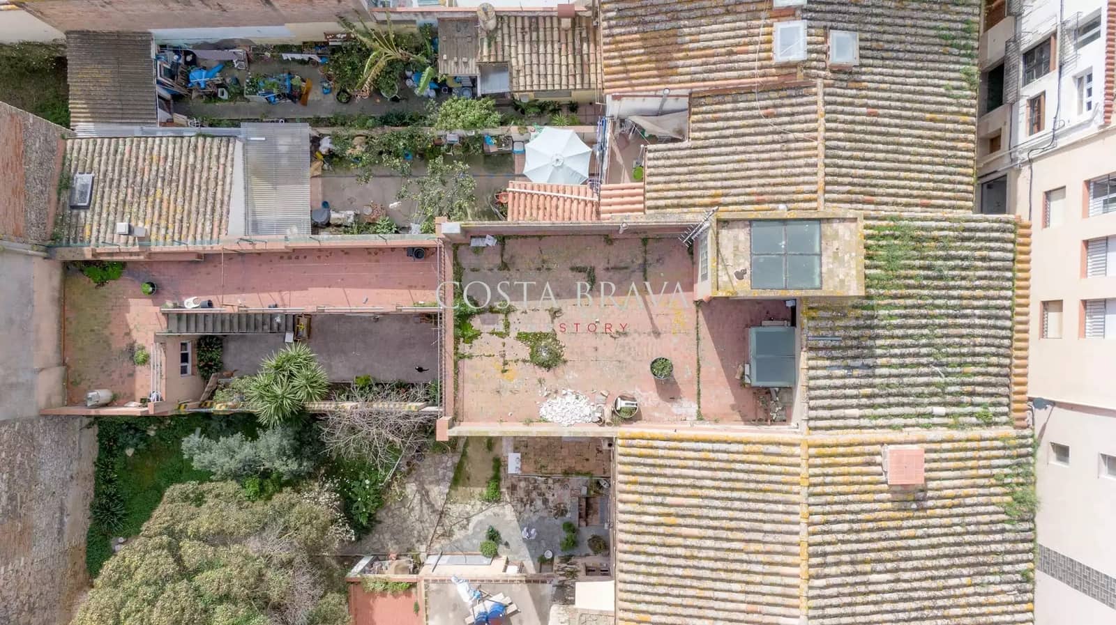 5 bedroom Townhouse for sale in Palafrugell - € 285,000 (Ref: 8902142)