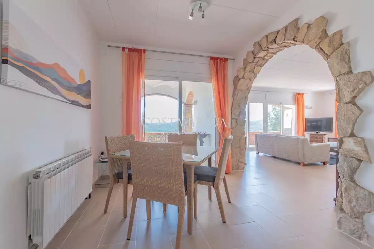 6 soveværelse Villa til salg i Els Masos De Pals med swimmingpool garage - € 949.000 (Ref: 8911170)