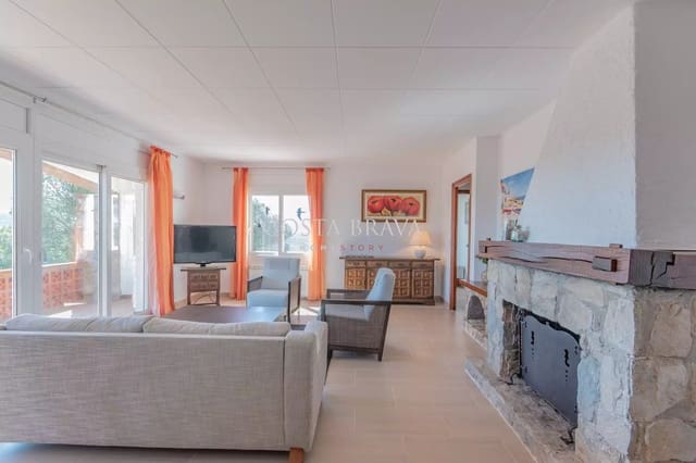6 sypialnia Willa na sprzedaż w Els Masos De Pals, Pals z basenem garażem - 949 000 € (Ref: 8911170)