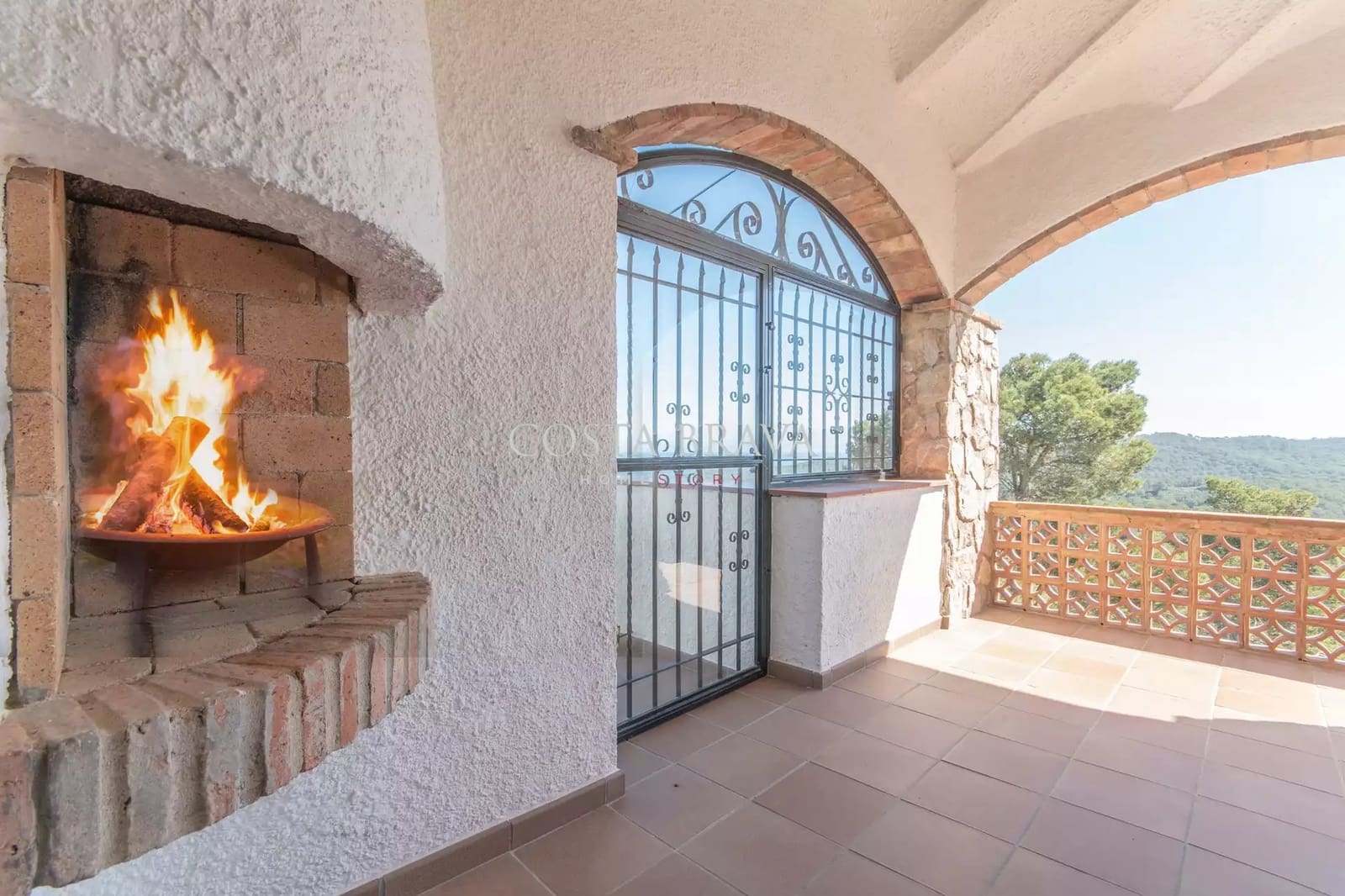 6 soverom Villa til salgs i Els Masos De Pals med svømmebasseng garasje - € 949 000 (Ref: 8911170)