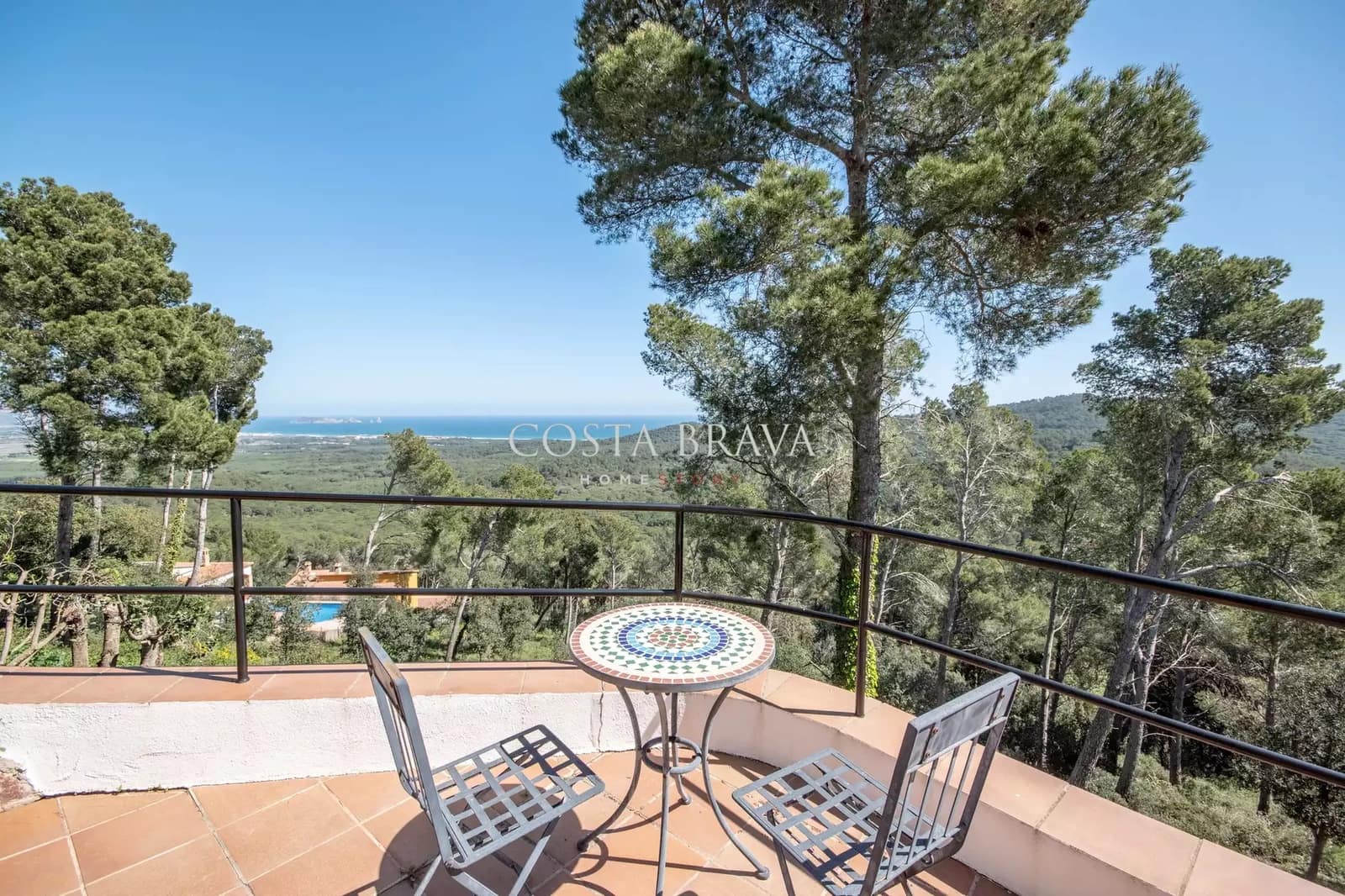 6 soverom Villa til salgs i Els Masos De Pals med svømmebasseng garasje - € 949 000 (Ref: 8911170)