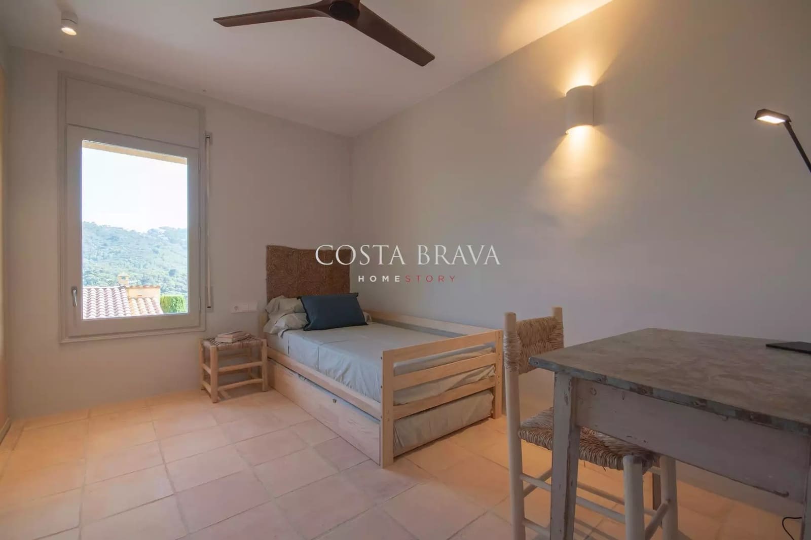 Moradia para arrendar em Begur com piscina garagem - 2 500 € (Ref: 8937244)