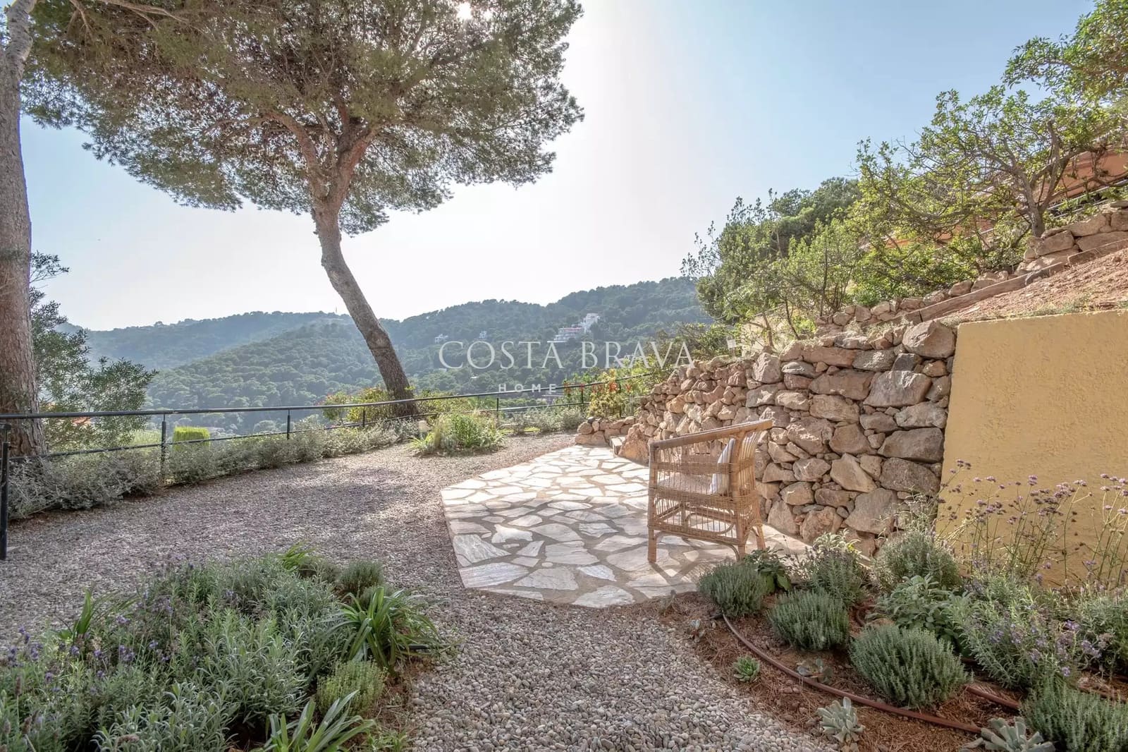Moradia para arrendar em Begur com piscina garagem - 2 500 € (Ref: 8937244)