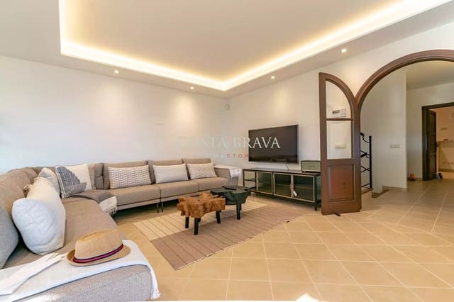 5 soveværelse Villa til leje i Begur med swimmingpool garage - € 6.500 (Ref: 8937245)