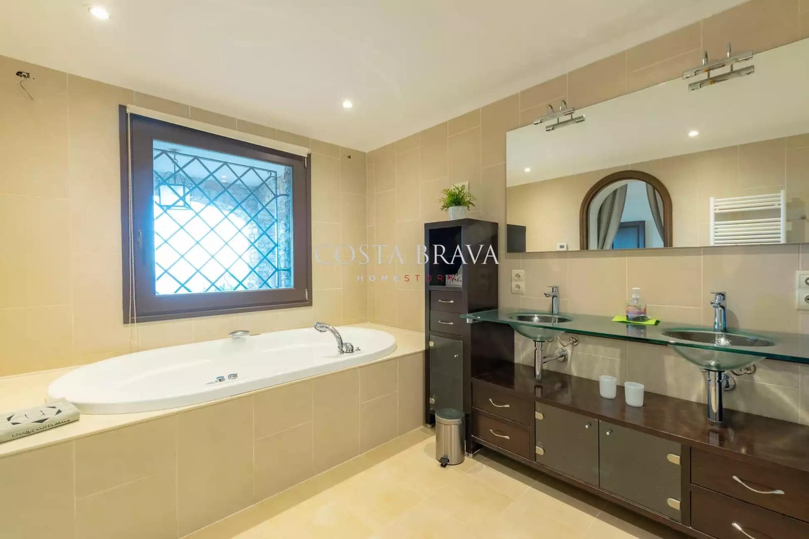 5 soverom Villa til leie i Begur med svømmebasseng garasje - € 6 500 (Ref: 8937245)