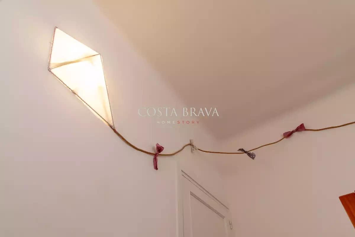 2 soveværelse Strandlejlighed til leje i Pals med garage - € 1.100 (Ref: 8937246)