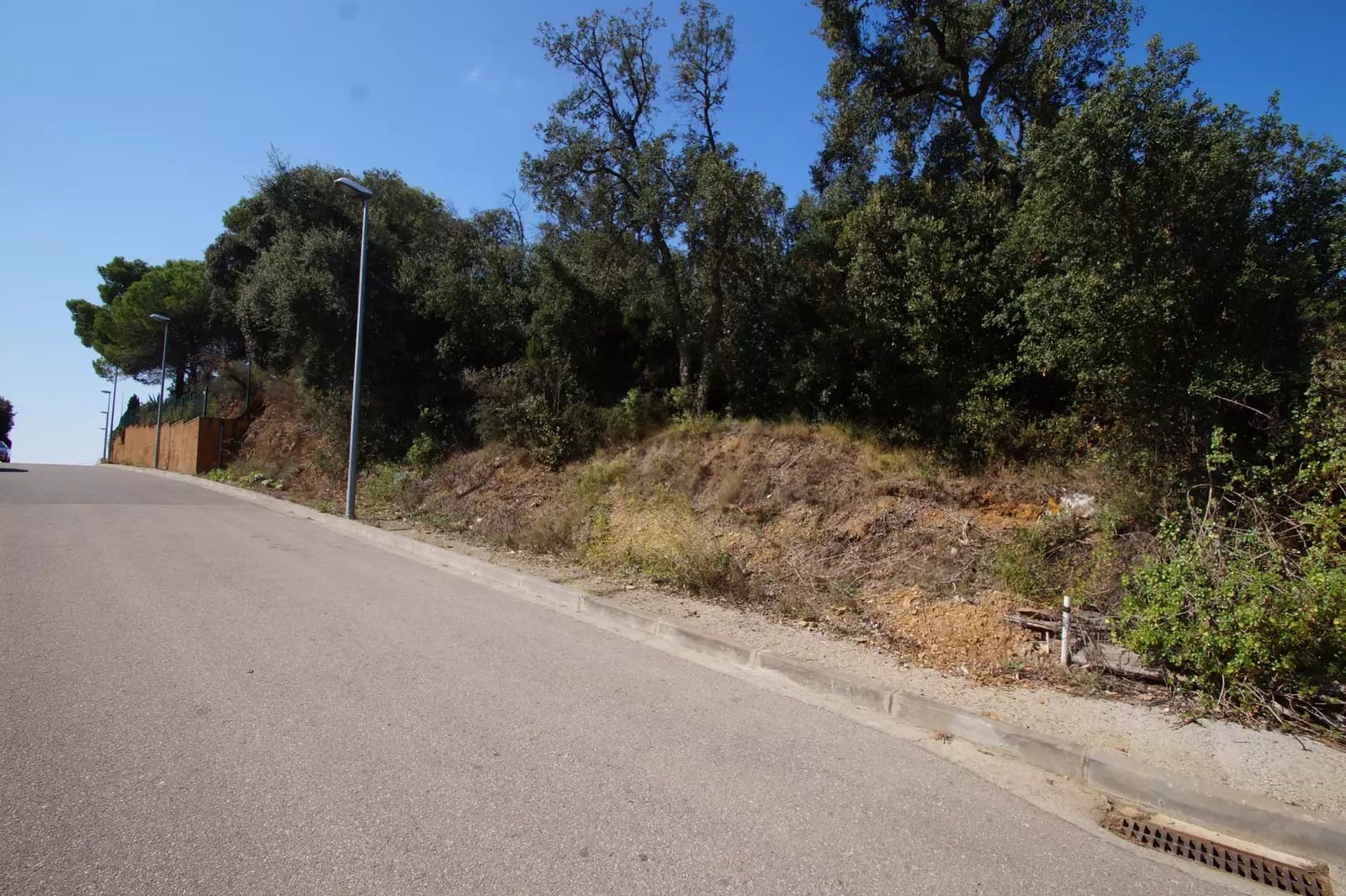 Grunde uden byggetilladelser til salg i Begur - € 135.000 (Ref: 8976283)