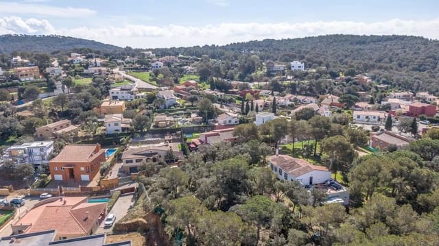 Grunde uden byggetilladelser til salg i Begur - € 135.000 (Ref: 8976283)