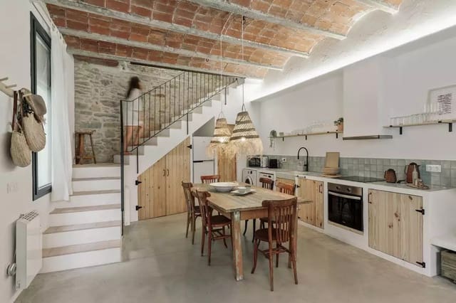 3 soveværelse Rækkehus til leje i Gualta med garage - € 1.590 (Ref: 8985786)