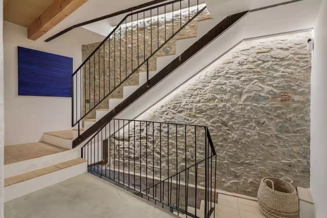 3 soveværelse Rækkehus til leje i Gualta med garage - € 1.590 (Ref: 8985786)