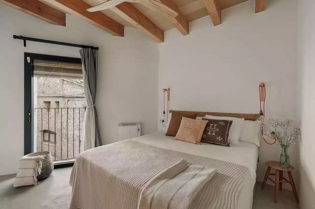 3 soveværelse Rækkehus til leje i Gualta med garage - € 1.590 (Ref: 8985786)