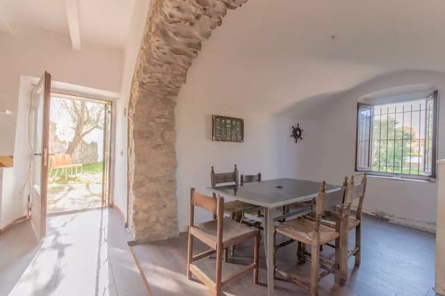 6 soveværelse Byhus til salg i Palafrugell - € 615.000 (Ref: 9003292)