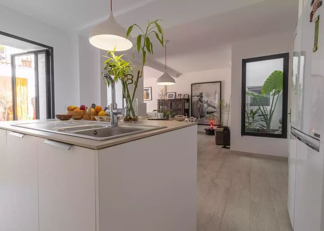 3 quarto Casa em Banda para venda em Palafrugell com garagem - 690 000 € (Ref: 9042471)