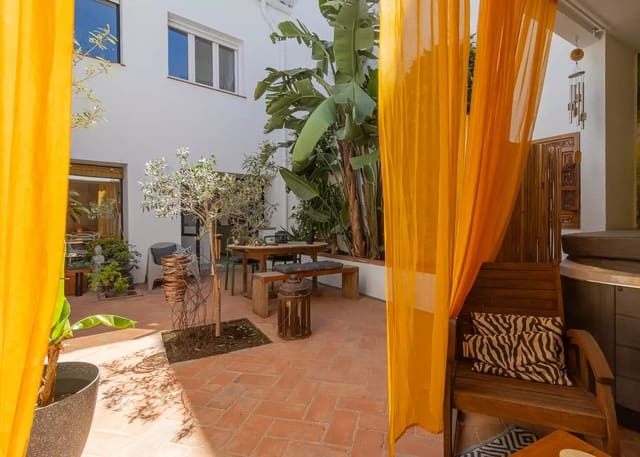 3 quarto Casa em Banda para venda em Palafrugell com garagem - 690 000 € (Ref: 9042471)