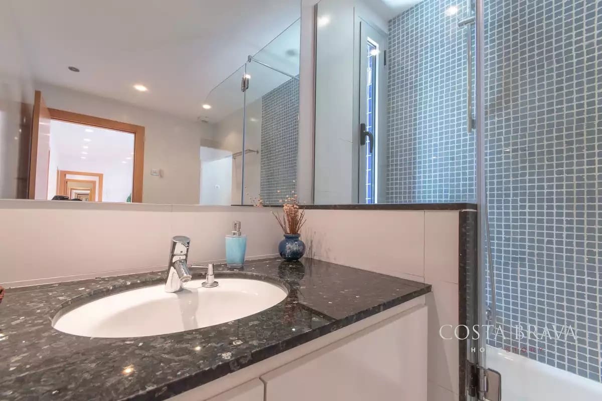 5 soveværelse Villa til salg i Llafranc med swimmingpool garage - € 2.375.000 (Ref: 9042472)