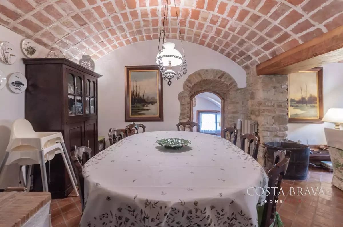 3 camera da letto Villetta a Schiera da affittare in Forallac - 5.000 € (Rif: 9068905)