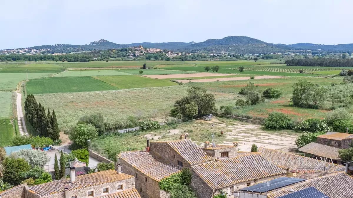 3 camera da letto Villetta a Schiera da affittare in Forallac - 5.000 € (Rif: 9068905)