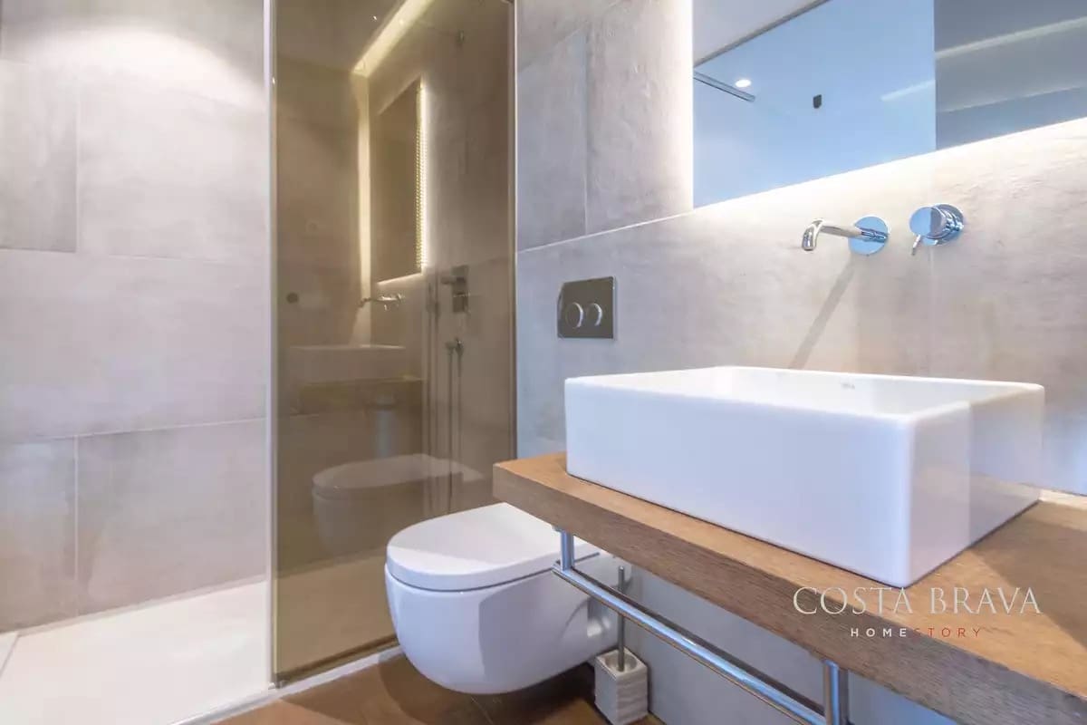 4 quarto Moradia para venda em Caldes de Malavella com piscina garagem - 1 990 000 € (Ref: 9128479)