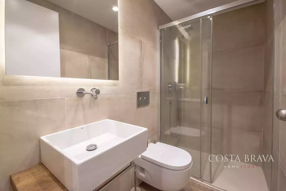 4 quarto Moradia para venda em Caldes de Malavella com piscina garagem - 1 990 000 € (Ref: 9128479)