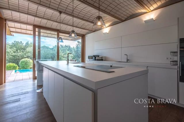 4 soveværelse Villa til salg i Caldes de Malavella med swimmingpool garage - € 1.990.000 (Ref: 9128479)