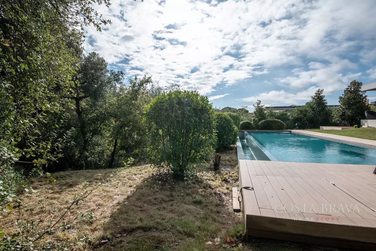 4 Zimmer Villa zu verkaufen in Caldes de Malavella mit Pool Garage - 1.990.000 € (Ref: 9128479)