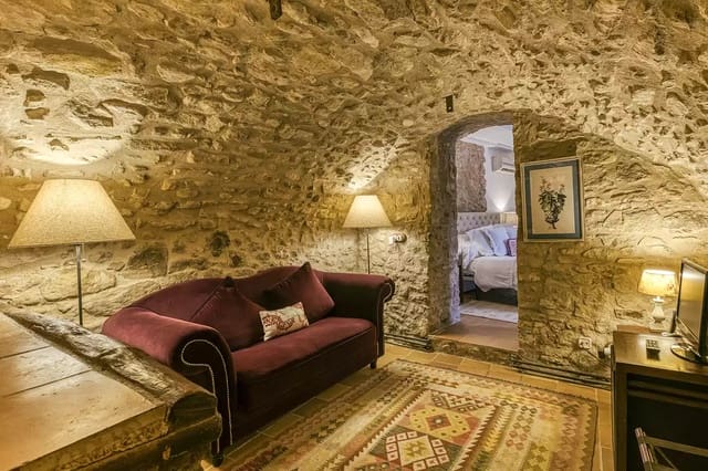 10 makuuhuone Hotelli myytävänä paikassa Madremanya mukana uima-altaan - 2 475 000 € (Ref: 9137301)