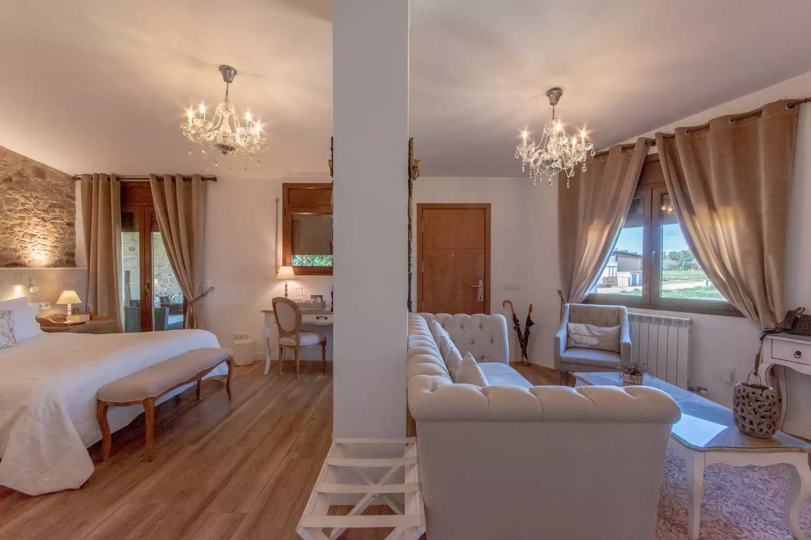 10 bedroom Hotel for sale in Madremanya with pool - € 2,475,000 (Ref: 9137301)