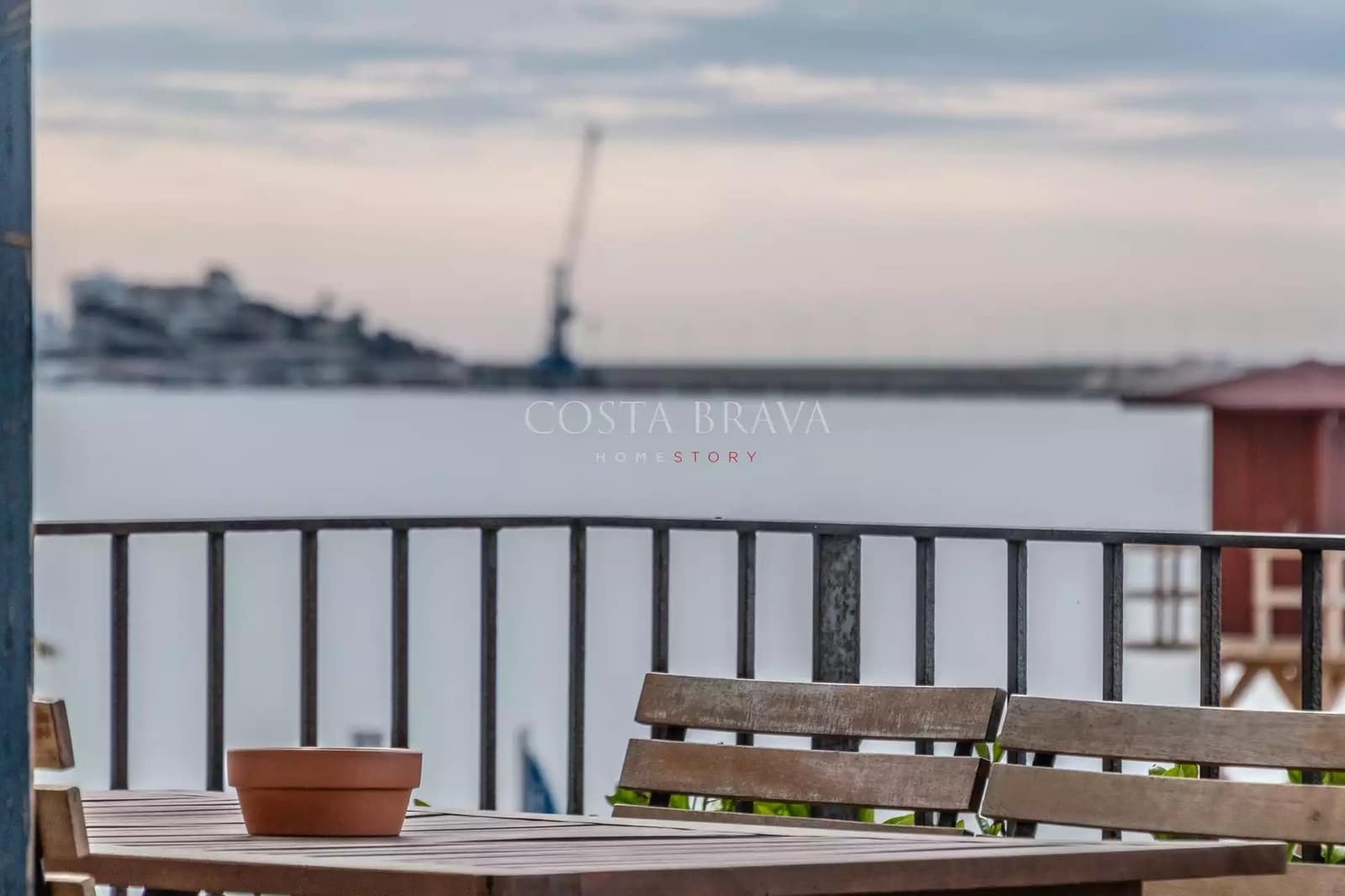 3 bedroom Apartment for sale in Sant Antoni de Calonge with garage - € 1,665,000 (Ref: 9137302)