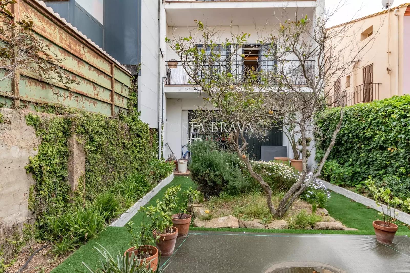 3 bedroom Apartment for sale in Sant Antoni de Calonge with garage - € 1,665,000 (Ref: 9137302)