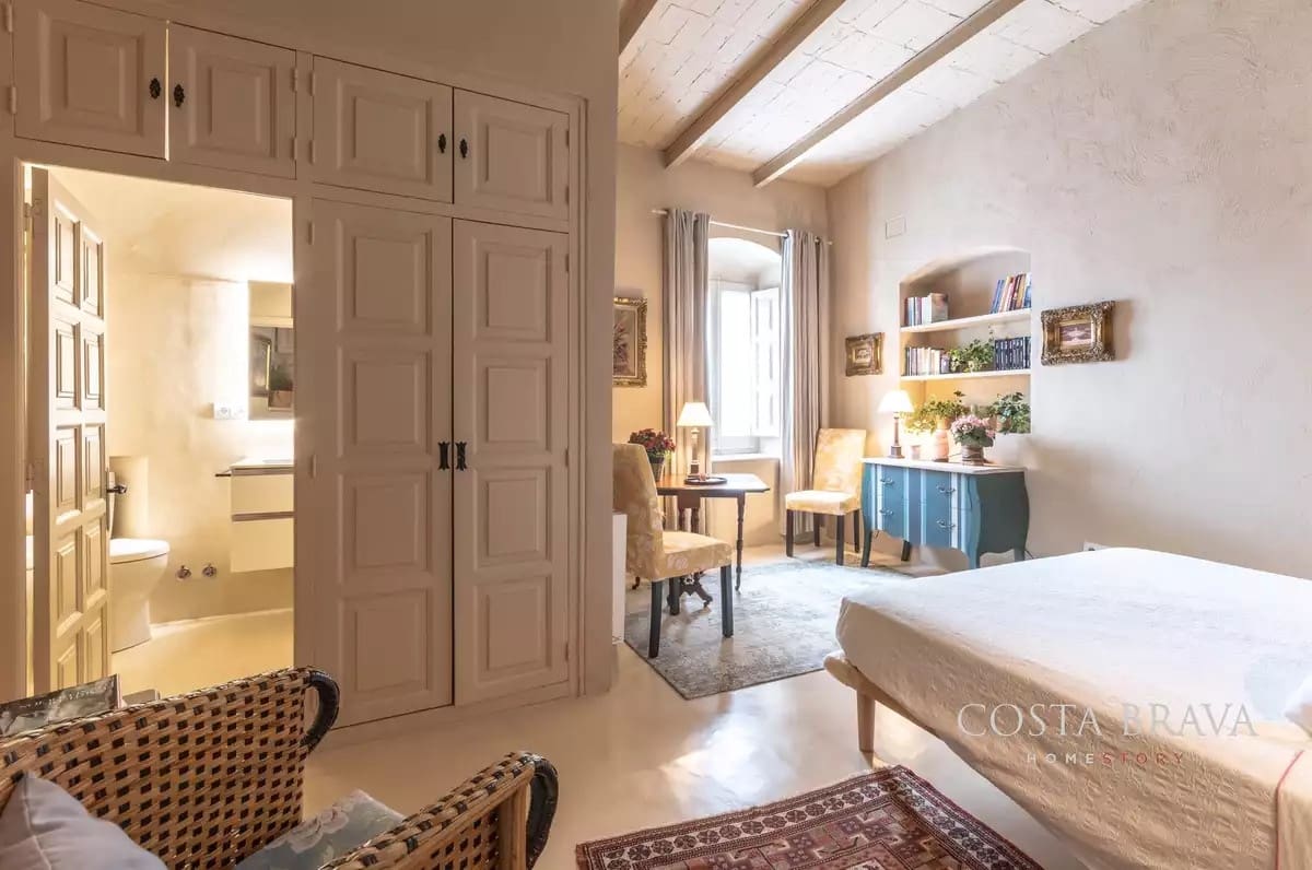 3 soveværelse Byhus til salg i Pals - € 950.000 (Ref: 9176561)