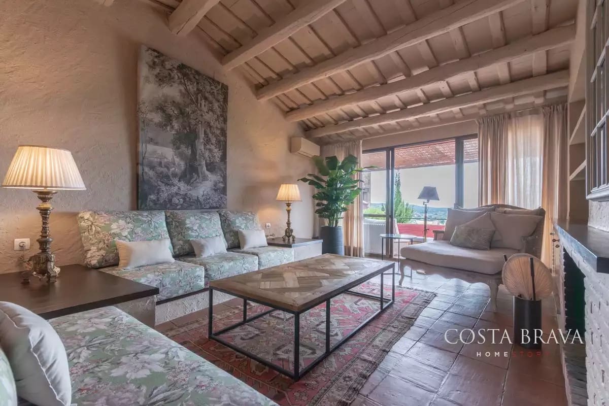 3 soveværelse Byhus til salg i Pals - € 950.000 (Ref: 9176561)