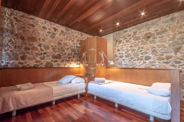 3 Zimmer Reihenhaus zu vermieten in Ullà mit Pool Garage - 2.400 € (Ref: 9252230)