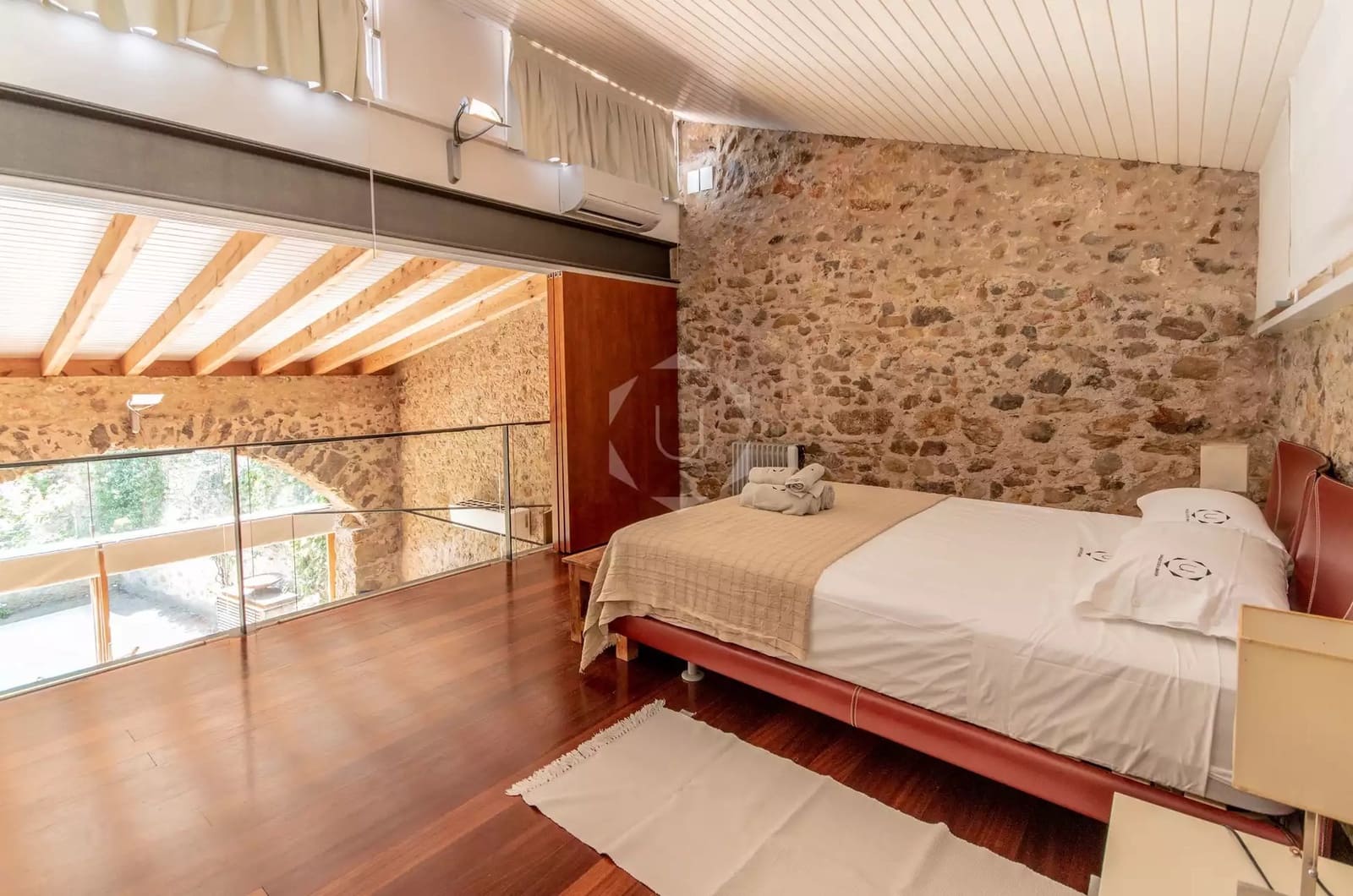 3 soveværelse Rækkehus til leje i Ulla med swimmingpool garage - € 2.400 (Ref: 9252230)