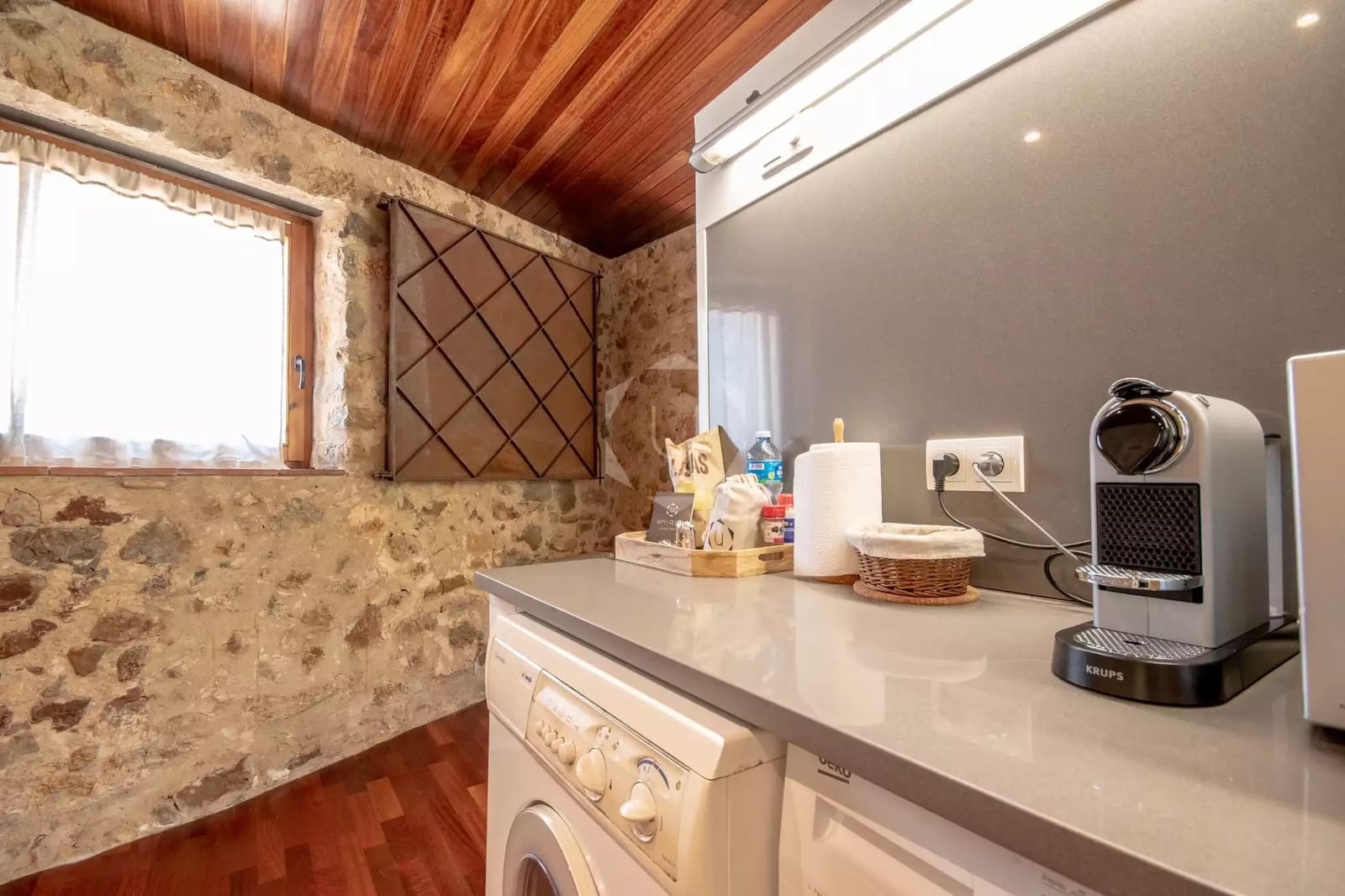 3 soveværelse Rækkehus til leje i Ulla med swimmingpool garage - € 2.400 (Ref: 9252230)