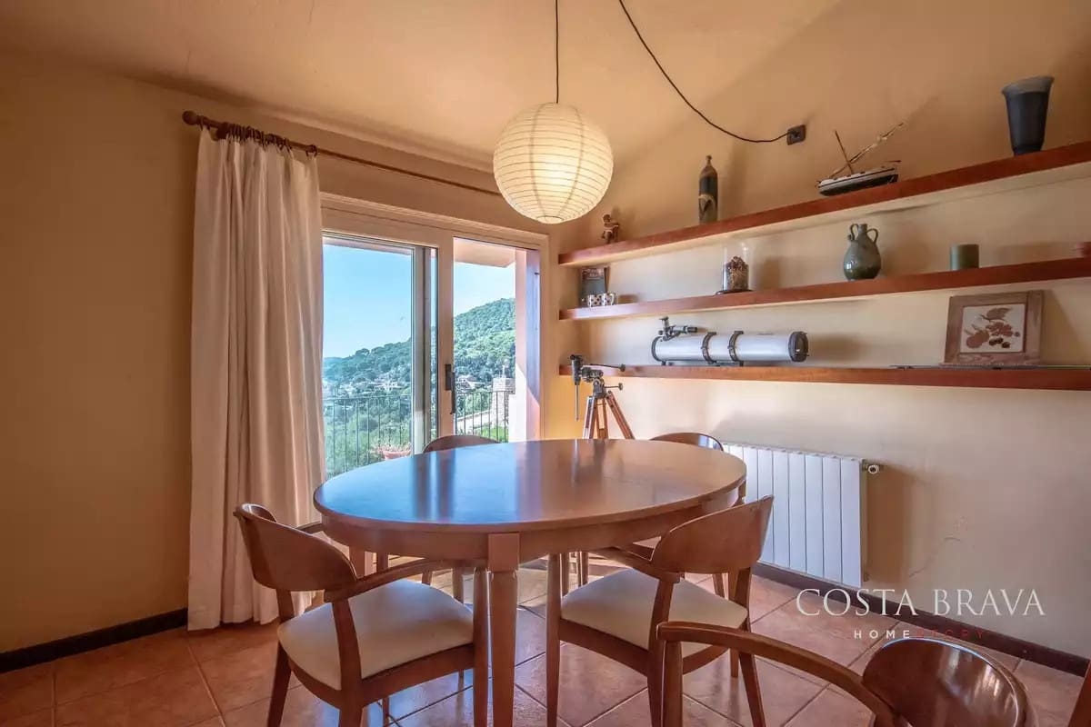 4 soverom Rekkehus til salgs i Begur med garasje - € 1 090 000 (Ref: 9308458)