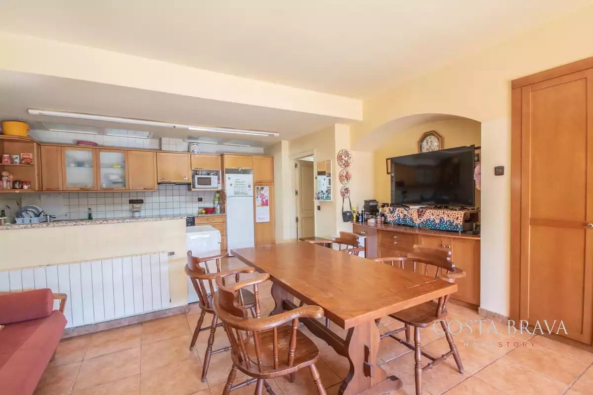 4 soverom Rekkehus til salgs i Begur med garasje - € 1 090 000 (Ref: 9308458)