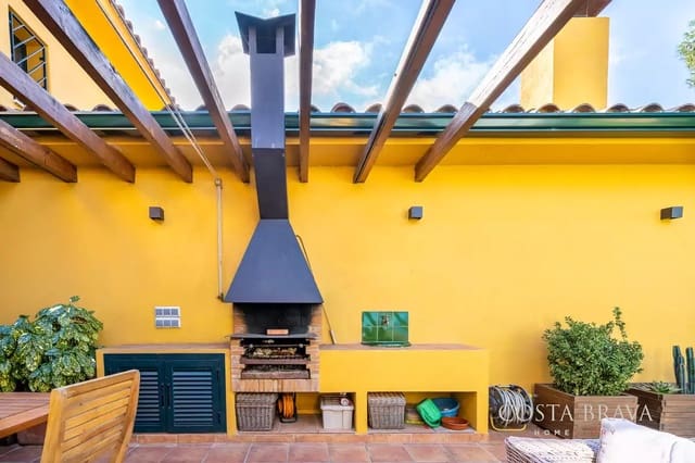 3 Zimmer Haus zu verkaufen in Pals mit Garage - 473.000 € (Ref: 9378943)