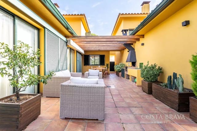 3 Zimmer Haus zu verkaufen in Pals mit Garage - 473.000 € (Ref: 9378943)