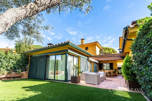 3 Zimmer Haus zu verkaufen in Pals mit Garage - 473.000 € (Ref: 9378943)