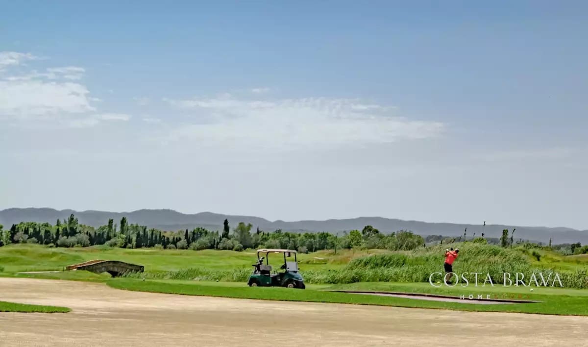 1 sypialnia Apartament do wynajęcia w Gualta z basenem garażem - 980 € (Ref: 9413964)