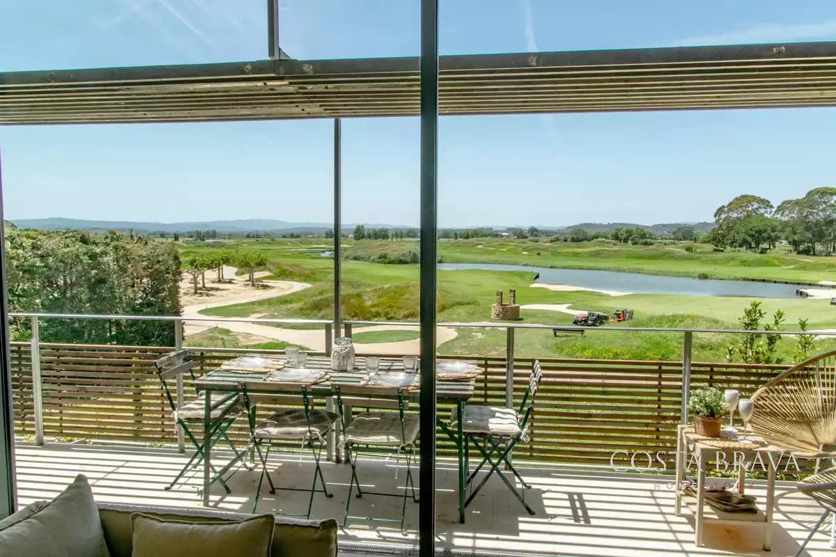 1 sypialnia Apartament do wynajęcia w Gualta z basenem garażem - 980 € (Ref: 9413964)