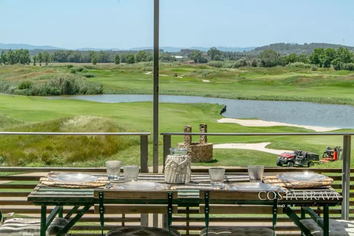 1 sypialnia Apartament do wynajęcia w Gualta z basenem garażem - 980 € (Ref: 9413964)