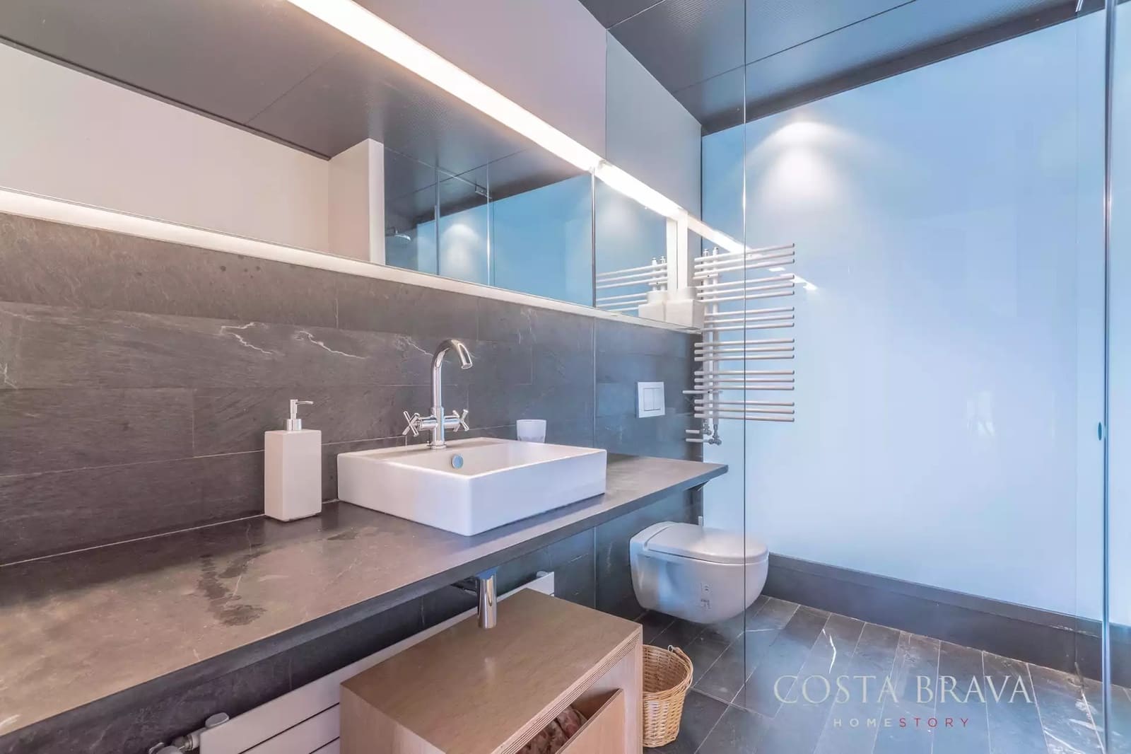 8 quarto Quinta/Casa Rural para venda em Forallac com piscina garagem - 4 900 000 € (Ref: 9413965)